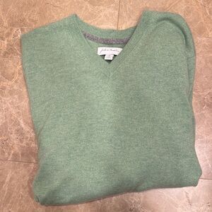 John M Nordstrom Cashmere Green V-Neck Men's Sweater- size Medium